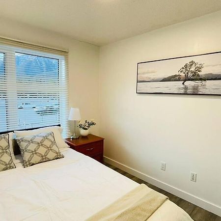 Unit #204 Cozy Mountain View 2Br In Canmore Downtown Lejlighed Eksteriør billede